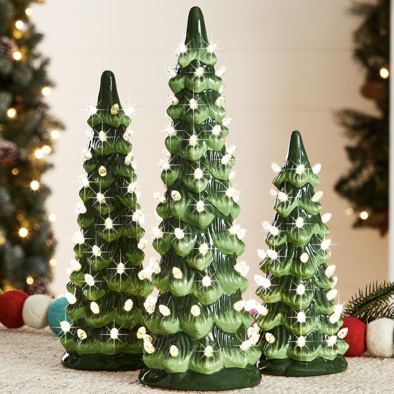 🎁🎄 Retro Hand-Painted Tabletop Christmas Trees (Limited Quantities)
